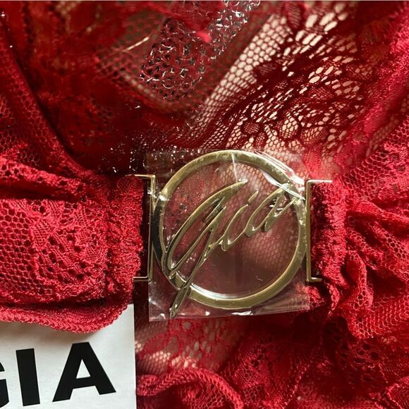 I.AM.GIA x REVOLVE Jacquey Top Red lace logo metal clasp open cropped Revolve XS - Picture 11 of 13